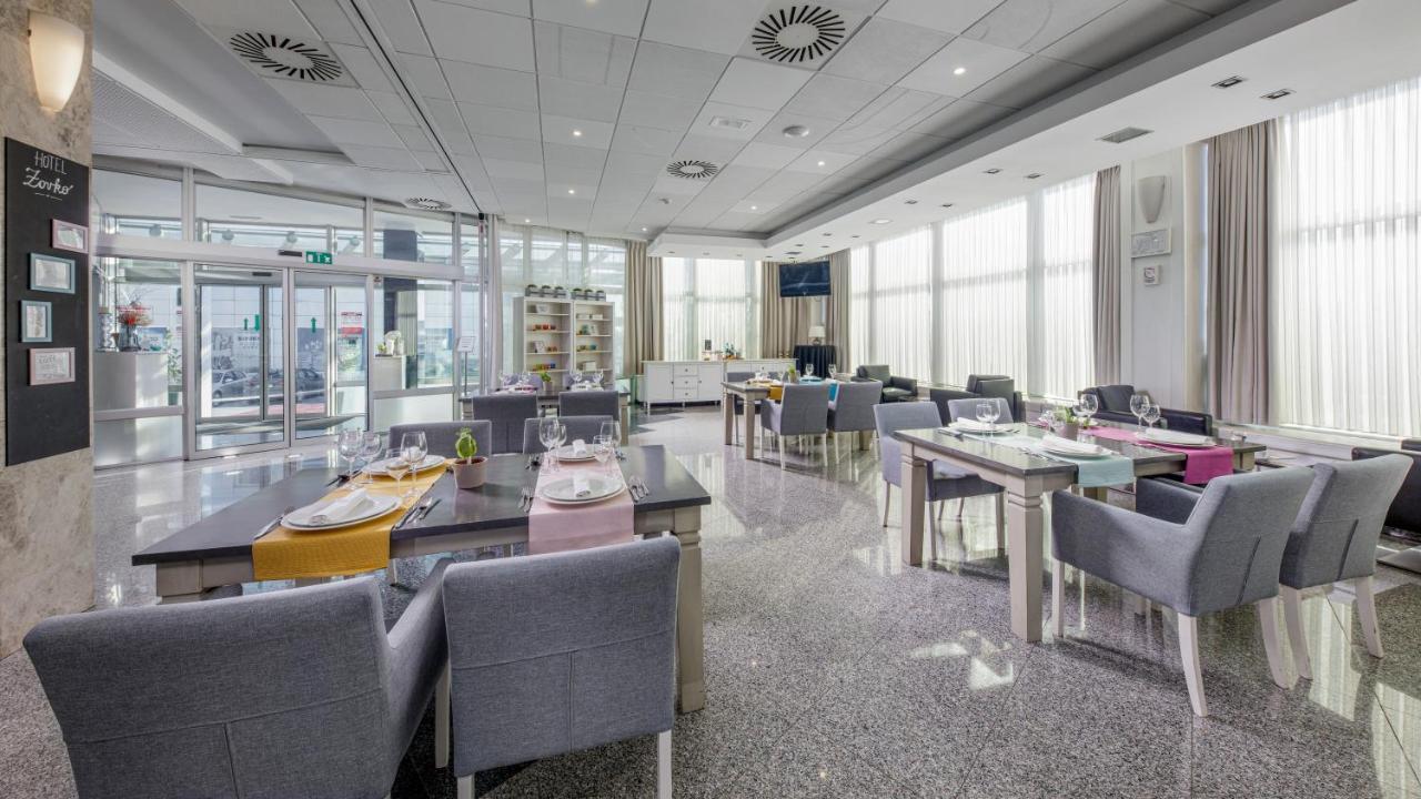 Hotel Zovko Zagreb Sesvete Luaran gambar